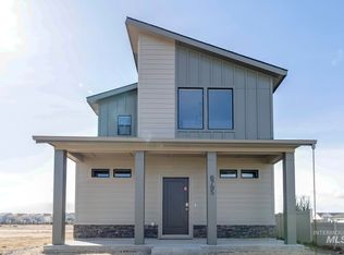 6795 W Fairy Falls Dr, Meridian, ID 83646