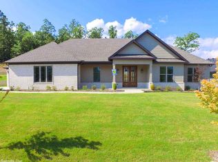 107 Eagle Ridge Dr, Maumelle, AR 72113