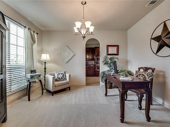 5th image of 5329 Thornbush Dr