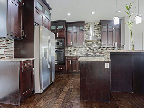 5th image of 4642 Charles Way SW