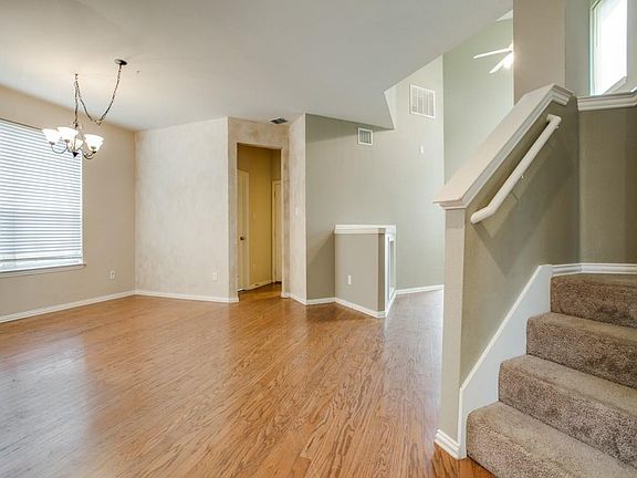 3rd image of 1315 Kingston Pl