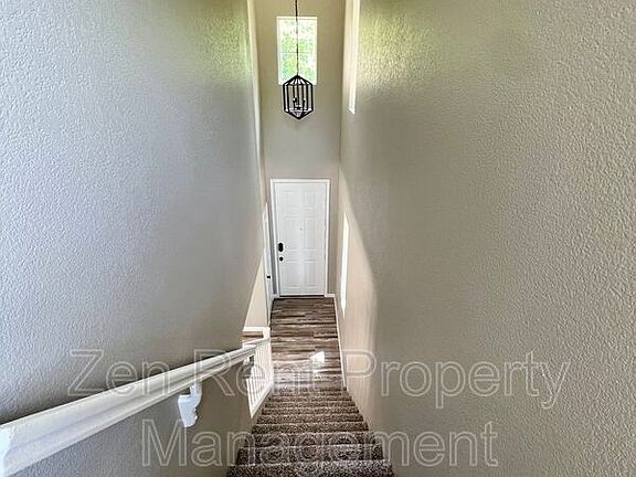 3rd image of 5234 E Hilton Ave