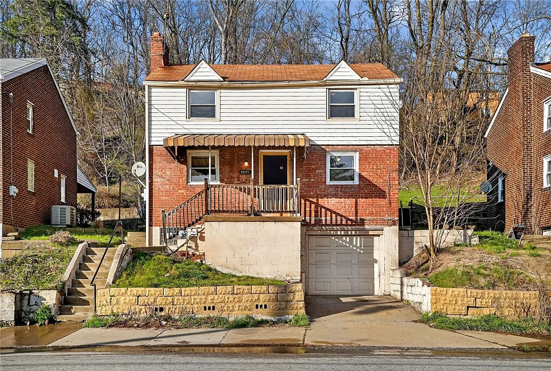 2671 Woodstock Ave photo 1