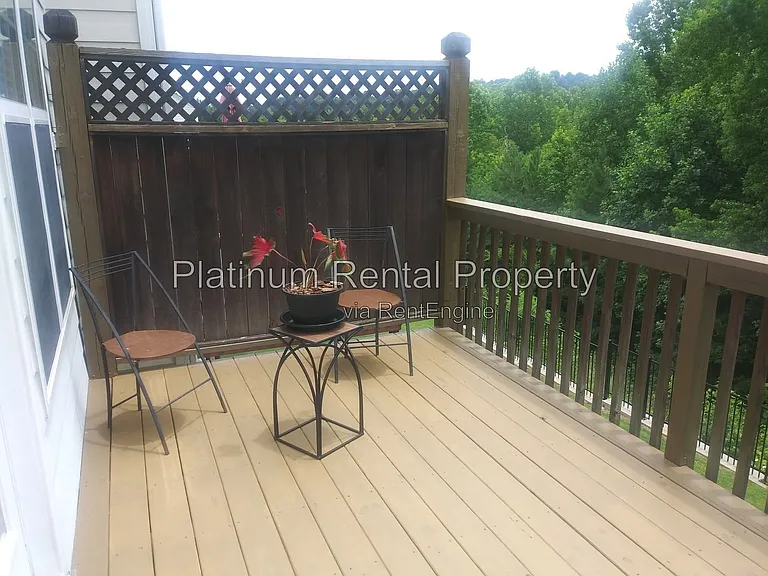221 Balaban Cir — Photo 42
