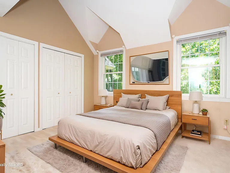 111 Brigham St #20C — Photo 15