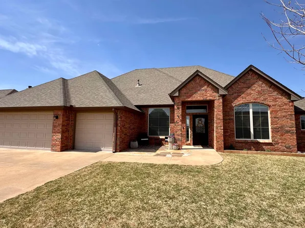 2020 Day Break Ln, Enid, OK 73703
