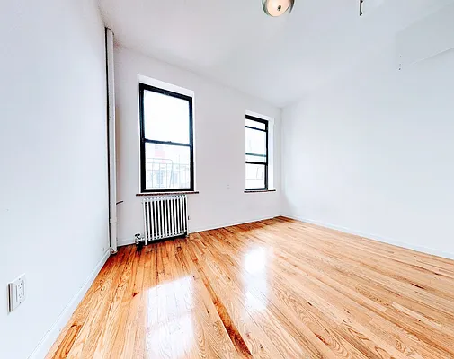 Rented by Union Square Property Management | media 10