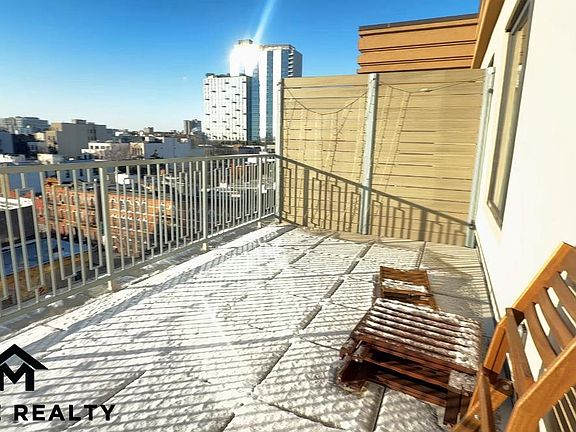 5th image of 2708 Church Ave #6H