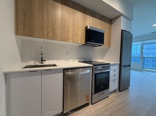 5105 Hurontario St #631, Mississauga, ON L4Z 4K5