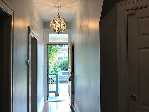 4th image of 3967 Shenandoah Ave Floor 1