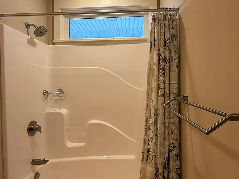 83 E Church St #111 — Photo 26