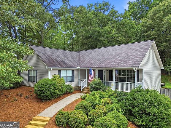 3rd image of 5295 Harris Creek Dr