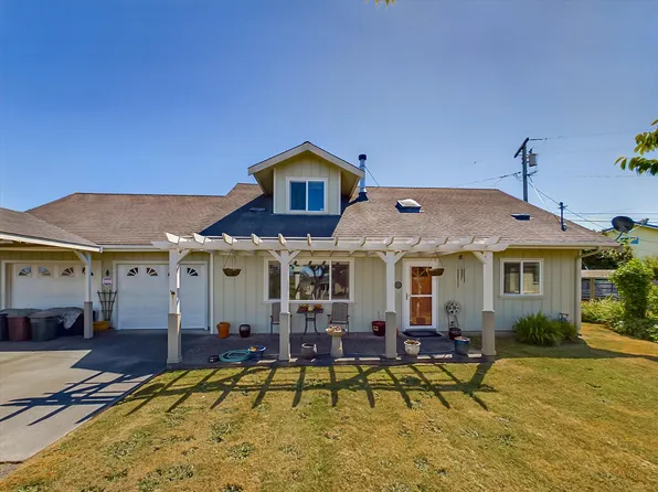 5519 Country Ln, Eureka, CA 95503