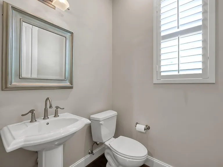2101 Elmen St — Photo 22