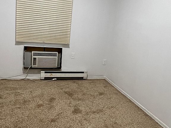 4th image of 1311 Bell Blvd Fl 2