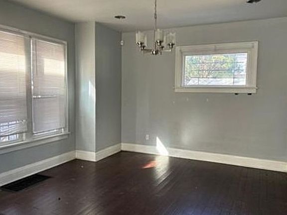 5th image of 755 Fairwood Ave