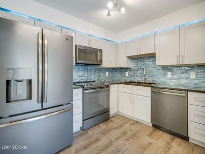 1935 Gardiner Ln APT H122, Louisville, KY, 40205