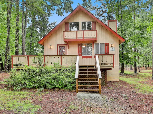87 Saint Moritz Dr, Pine Mountain, GA 31822
