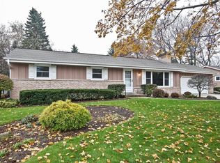 N69W7075 Bridge Rd, Cedarburg, WI 53012