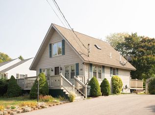 108 Airport Dr, York, ME 03909