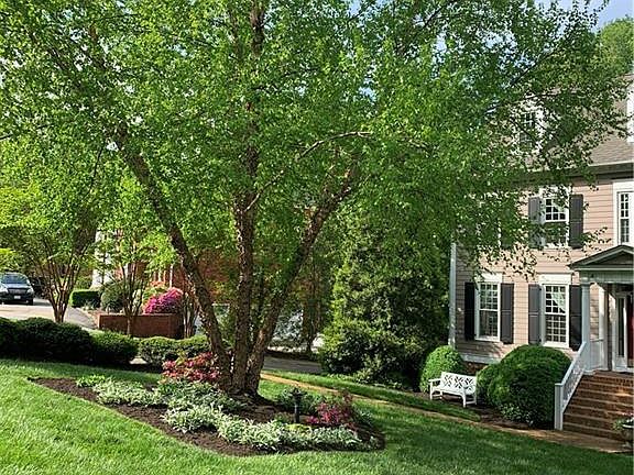 3rd image of 5613 Saint James Ct