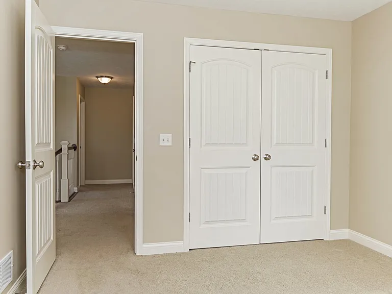 1031 Homestead Dr — Photo 32