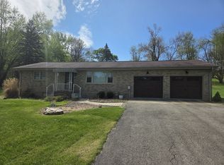 219 Sunset Dr, Beaver Falls, PA 15010