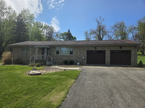 219 Sunset Dr, Beaver Falls, PA 15010