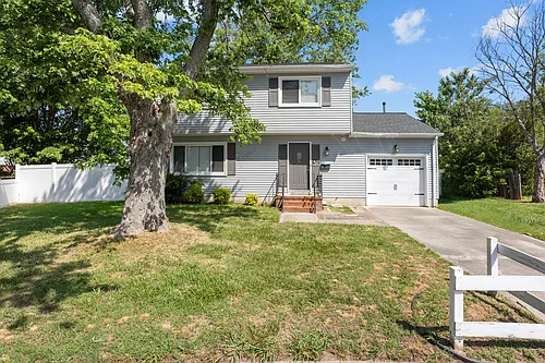 1810 Mehrens Ct Photo 1