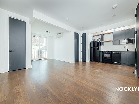 2nd image of 115 Clifton Pl #3E
