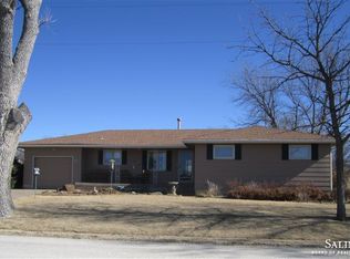 205 E Fairchilds Ave, Assaria, KS 67416