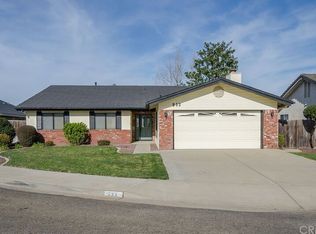 933 E Skylark Ct, Santa Maria, CA 93455