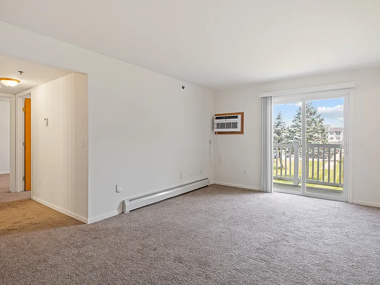 Coopers Landing Apartments — Photo 71