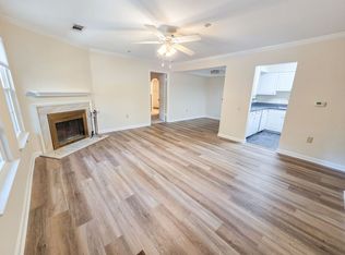 10823 Hampton Mill Ter APT 110, North Bethesda, MD 20852