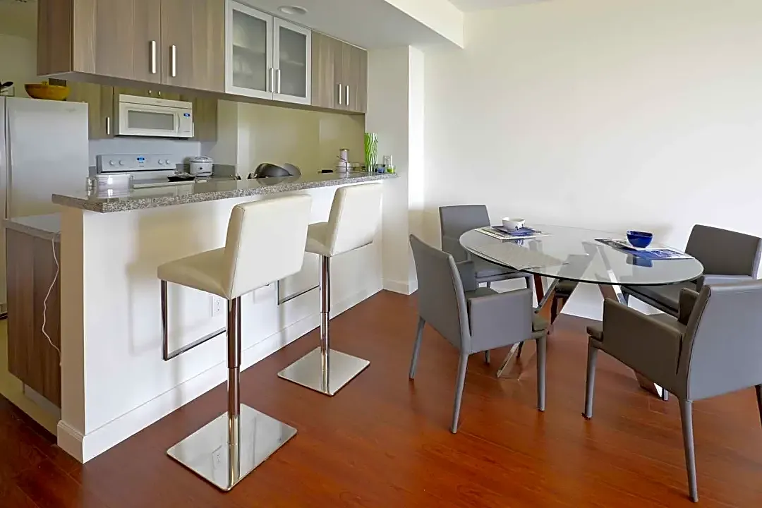 3 bed, $3,599 — Photo 3