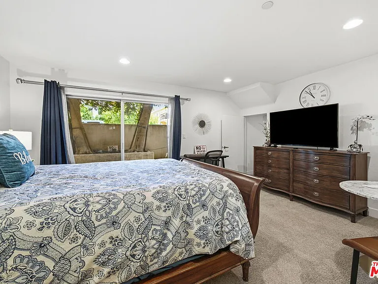 5911 Saturn St — Photo 19