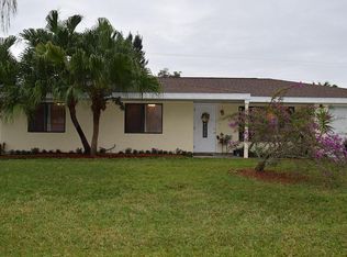 782 SE Lighthouse Ave, Port Saint Lucie, FL 34983