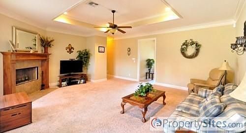 4th image of 3108 Turkey Creek Cir