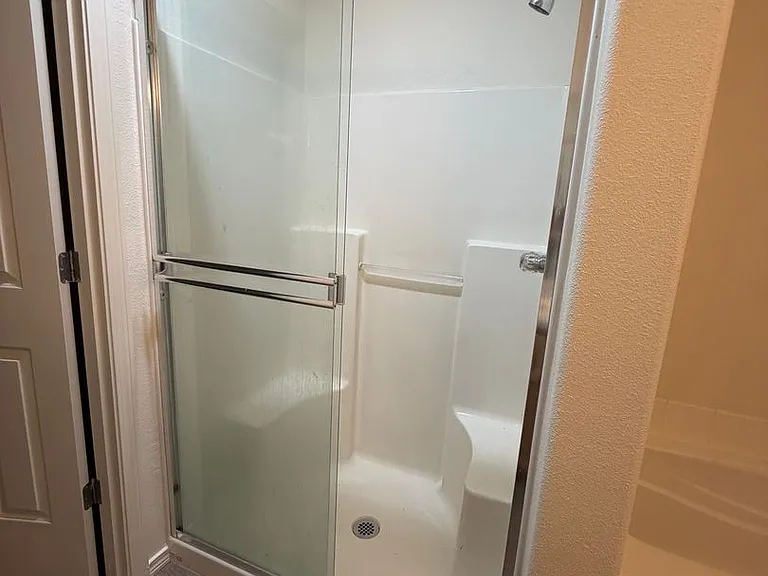 4905 Montague Ln — Photo 17