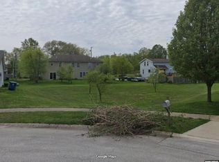 2612 41st St, Highland, IN 46322