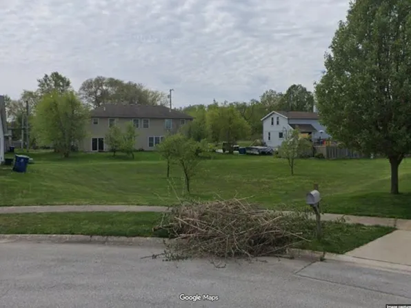 2612 41st St, Highland, IN 46322