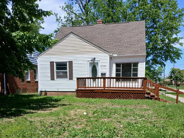 27195 Shoreview Ave, Euclid, OH 44132