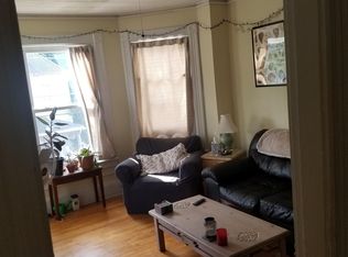 44 Graves Ave #44B, Northampton, MA 01060