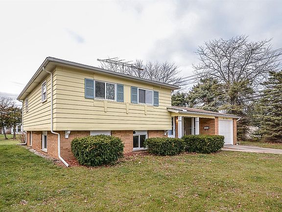 2nd image of 1012 Levona St