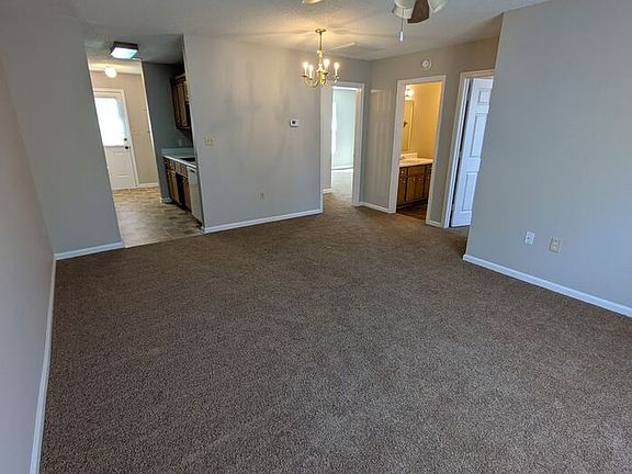 2nd image of 664 W 13th St