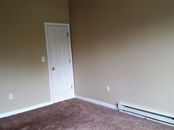 2nd image of 89 Coleman St APT 837