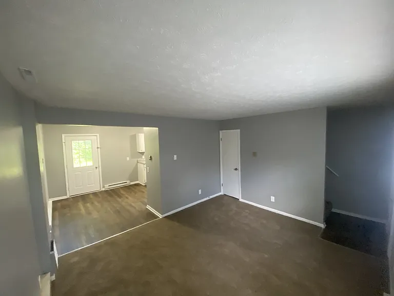 124 Hayes Ct #124 — Photo 4