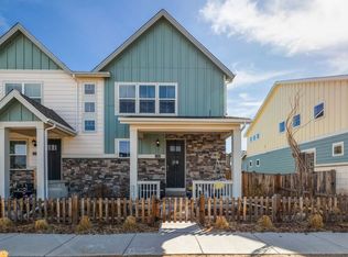 21952 E 9th Pl, Aurora, CO 80018