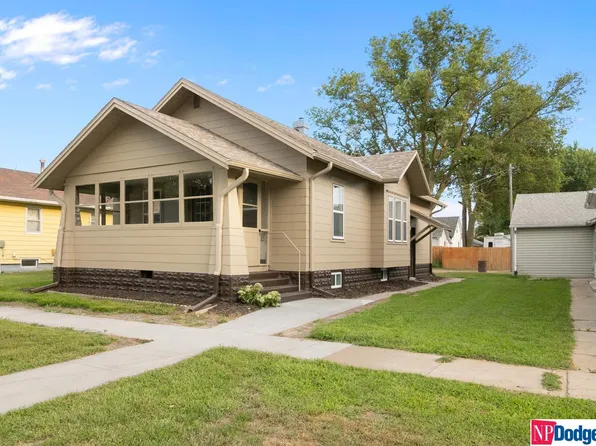 209 E Elk St, Hooper, NE 68031