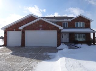 4975 W Cardinal Ct, Monee, IL 60449